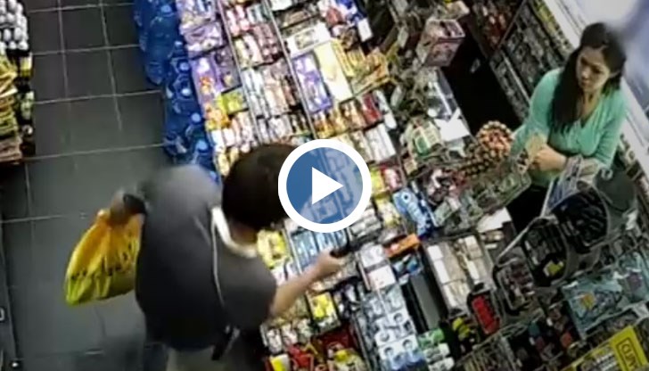 Продавачка обезвреди нападател с пистолет