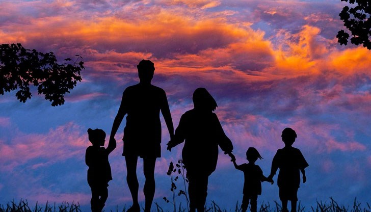 Желаещите да станат родители са по-малко от децата, които подлежат на осиновяване Желаещите да станат родители са по-малко от децата, които подлежат на осиновяване