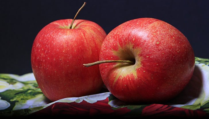 Учени съветват да консумираме ябълките заедно със семките