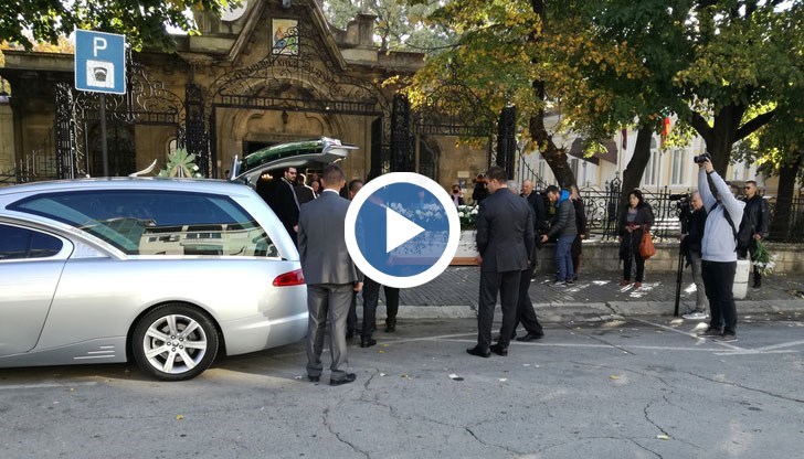 Поклонението се състоя в Русе.