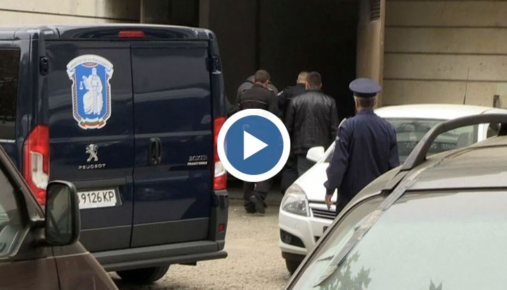 Конвой докара Северин в следствения арест в Русе