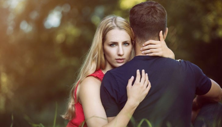 Хората, чиито партньори ги карат да се чувстват зависими от тях, често не си дават сметка в какво положение се намират Хората, чиито партньори ги карат да се чувстват зависими от тях, често не си дават сметка в какво положение се намират