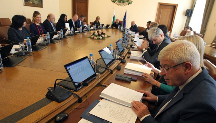 Холдингът има още една година да върне заема от 62 милиона лева