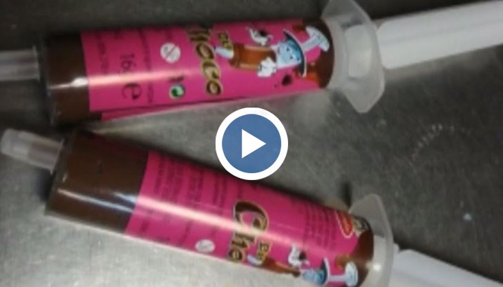 Шоколад в спринцовка - това е най-новата мода сред децата у нас