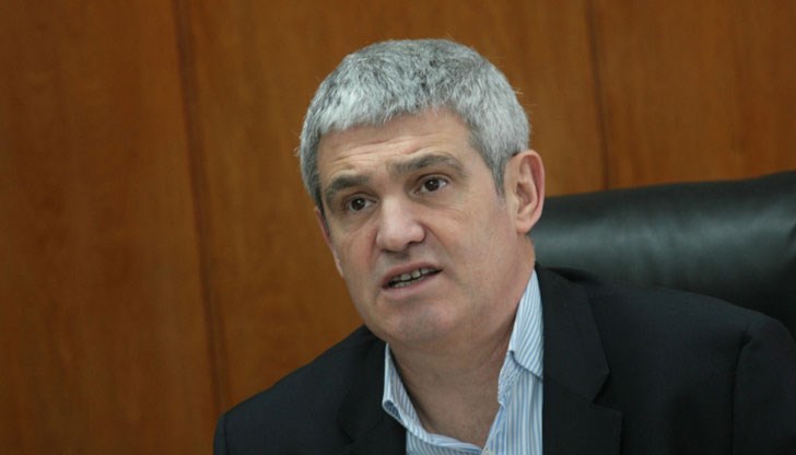 Всички хора, които трябва да платят по-високи разходи, трябва да имат по-високи доходи, каза президентът на КНСБ Пламен Димитров Всички хора, които трябва да платят по-високи разходи, трябва да имат по-високи доходи, каза президентът на КНСБ Пламен Димитров