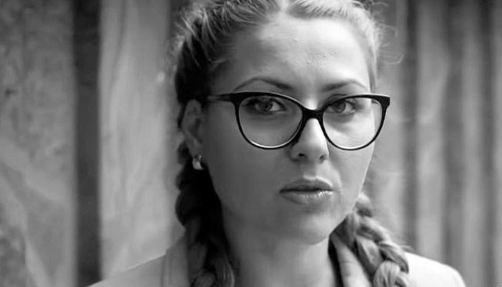 В австрийският "Дер Щандарт" се казва, че българското правителство и повечето големи медии в страната смятат убийството на тв-журналистка за обичайно битово престъпление