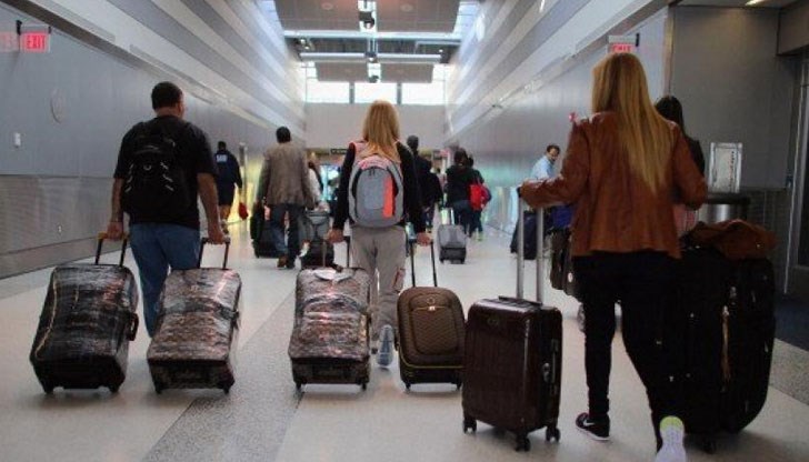 Всяко четвърто дете у нас расте без един или двама родители Всяко четвърто дете у нас расте без един или двама родители