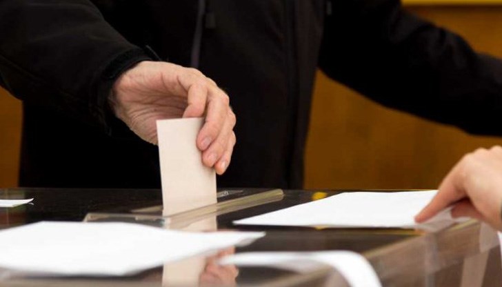 "Съюз между мъж и жена“ или „съюз между двама съпрузи“? "Съюз между мъж и жена“ или „съюз между двама съпрузи“?