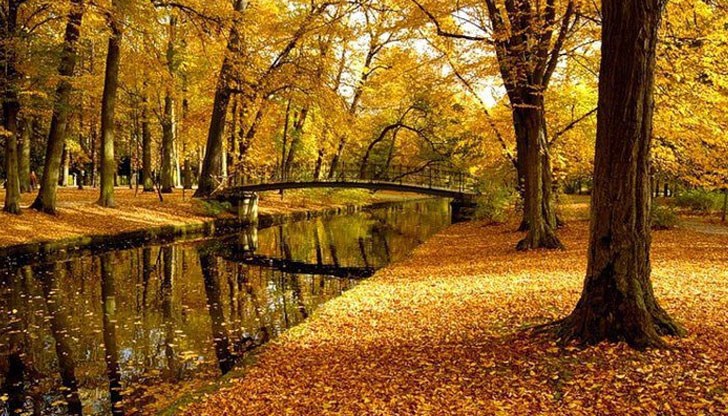 Летни температури около 24-27 градуса до сряда