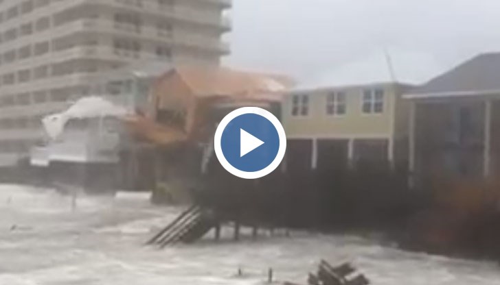 Това е най-мощната буря, която удря югоизточното крайбрежие на Щатите за повече от век