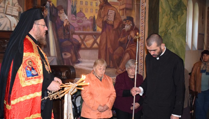 Нека с търпение посрещаме теготите, които Господ допуска за наше изпитание