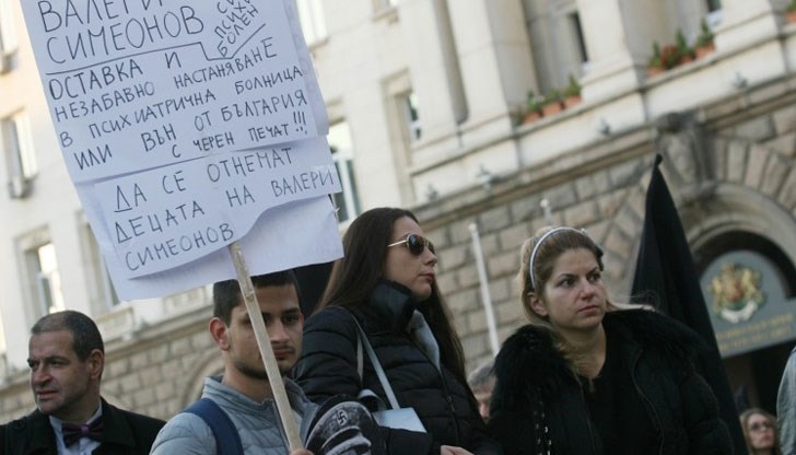 Майките са категорични, че не искат протестът им да се политизира Майките са категорични, че не искат протестът им да се политизира