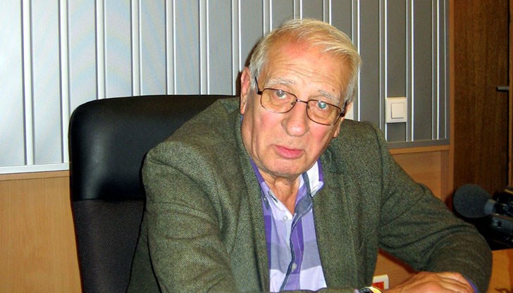 Обичаният актьор е настанен в частната болница в Дупница