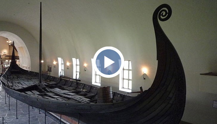 Характерната форма на кораб е открита с помощта на радар на дълбочина около половин метър под земята в надгробна могила