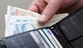 Българинът живее трудно, дори и да има ръст на доходите