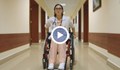 Млада жена в инвалидна количка сбъдна мечтата си да стане лекар