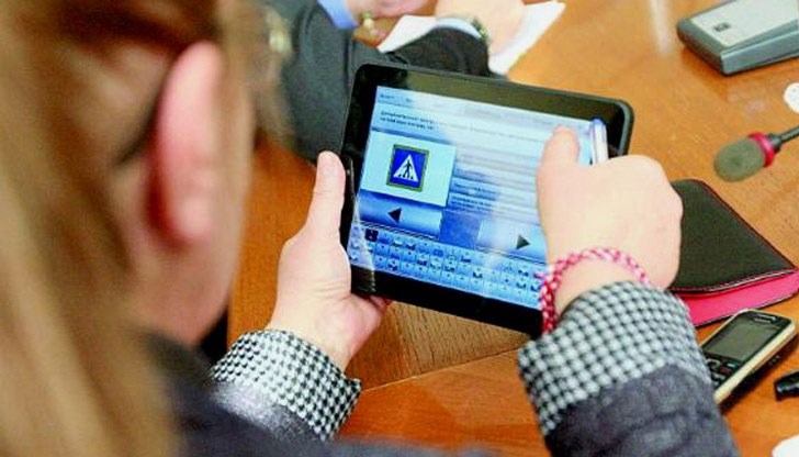 Вече няма да има нужда да знаят какво е карбуратор например