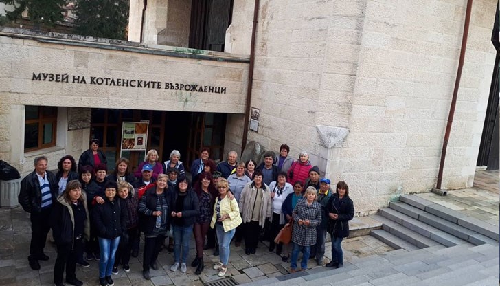 Хората от третата възраст в село Долна Студена не спират да доказват, че заедно могат да са активни и да живеят пълноценно