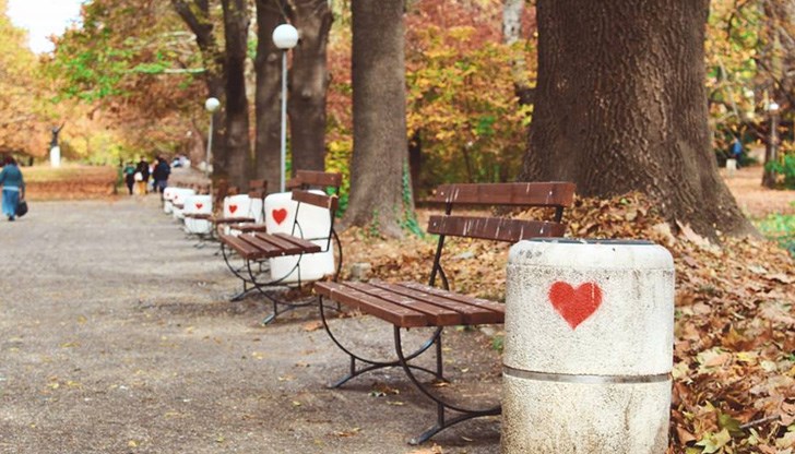 Гледката накара хората да се усмихват Гледката накара хората да се усмихват