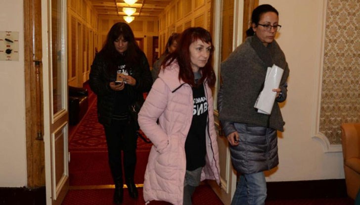 Преди това разговаряха два часа с управляващите в Народното събрание