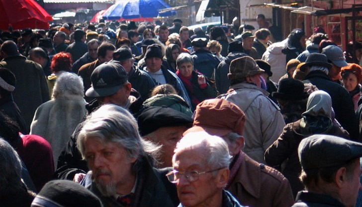 В най-лошия случай падаме под 6 милиона души В най-лошия случай падаме под 6 милиона души
