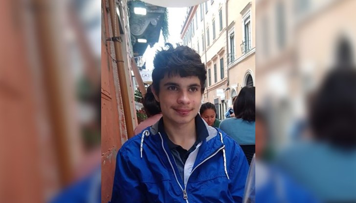 Момчето е аутист и са го привлекли големите магазини Момчето е аутист и са го привлекли големите магазини