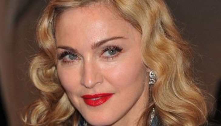 Моите деца ме водят по пътища и отварят за мен врати, през които не съм си и представяла, че ще премина!, сподели певицата