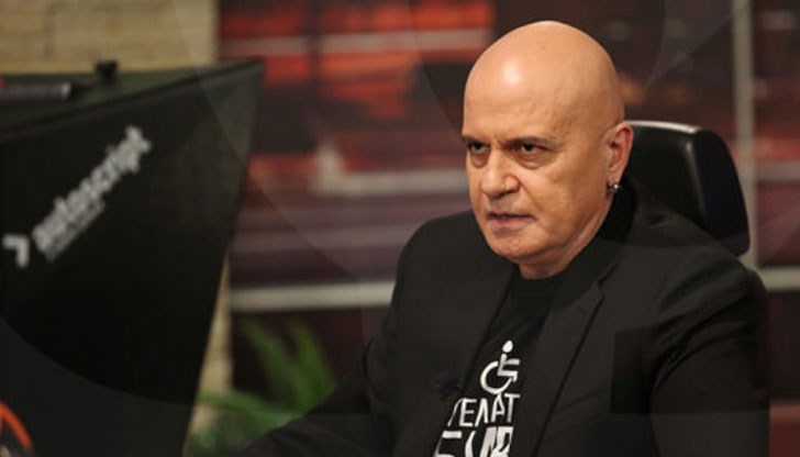 Гостуването на премиера в „Шоуто на Слави“ е диагноза за цялата българска журналистика Гостуването на премиера в „Шоуто на Слави“ е диагноза за цялата българска журналистика