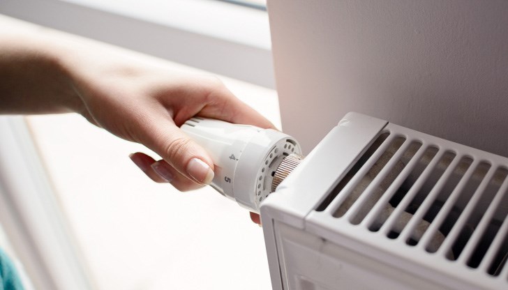 Причината е пробив по разпределителен топлопровод Причината е пробив по разпределителен топлопровод