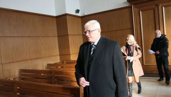 Бившият ректор на Медицинския университет в София е невинен