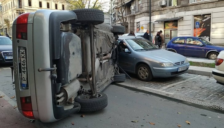 На място има екип на Пътна полиция