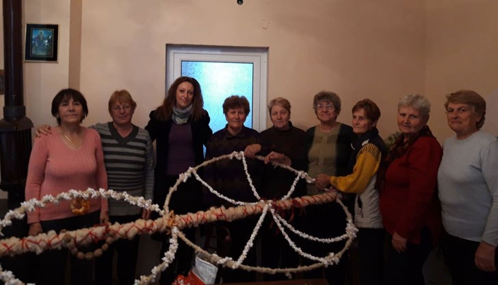 По думите на кмета Диана Копчева това е най-дългата сурвакница в България