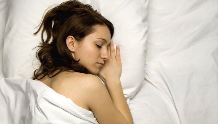 Защо не трябва никога да спим на светло?