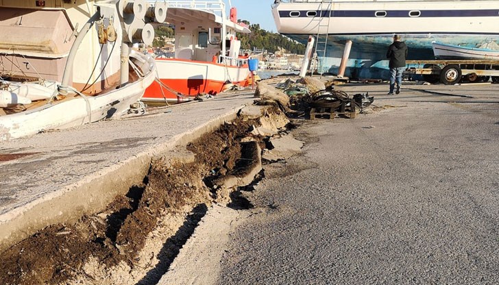 Първият трус е бил в 04:44 часа сутринта Първият трус е бил в 04:44 часа сутринта