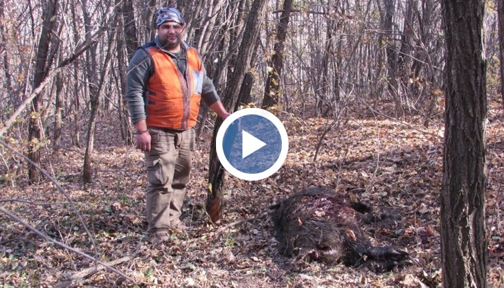 Дружинката наброява около 25 човека, като сред тях има и жена ловец