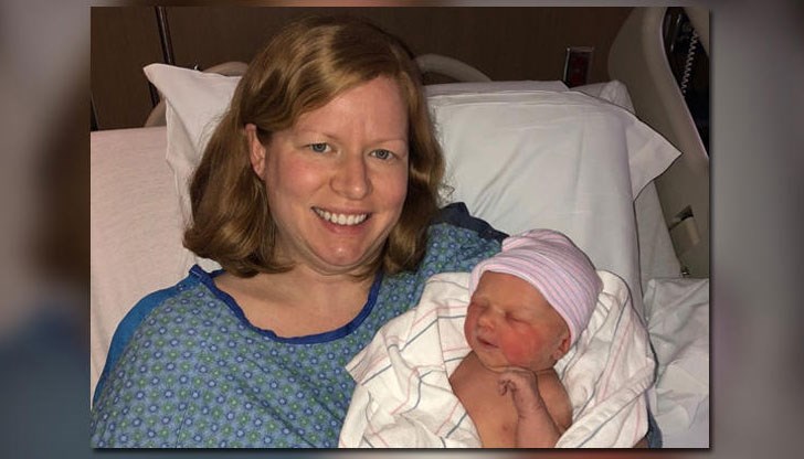 Момиченцето се родило в болница в Минесота