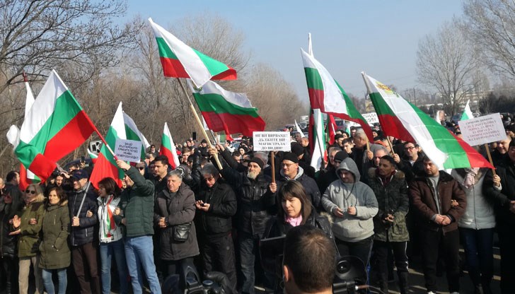 Актовете са на стойност от 20 до 50 лева и са съставени по Закона за движение по пътищата Актовете са на стойност от 20 до 50 лева и са съставени по Закона за движение по пътищата