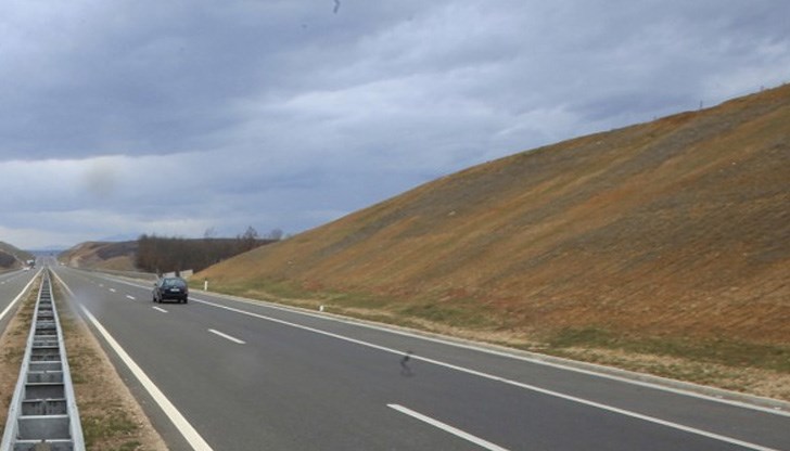 Заради новите тарифи от лятото на 2019 г. камионите с доставки ще плащат близо 10 пъти повече