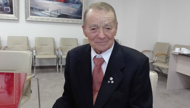 Държавният глава Румен Радев оглави церемонията по връчването на тринадесетите годишни награди "Най-голям корпоративен дарител" Държавният глава Румен Радев оглави церемонията по връчването на тринадесетите годишни награди "Най-голям корпоративен дарител"