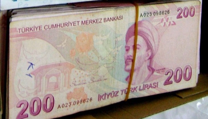 Парите са открити в багажа на млад български гражданин