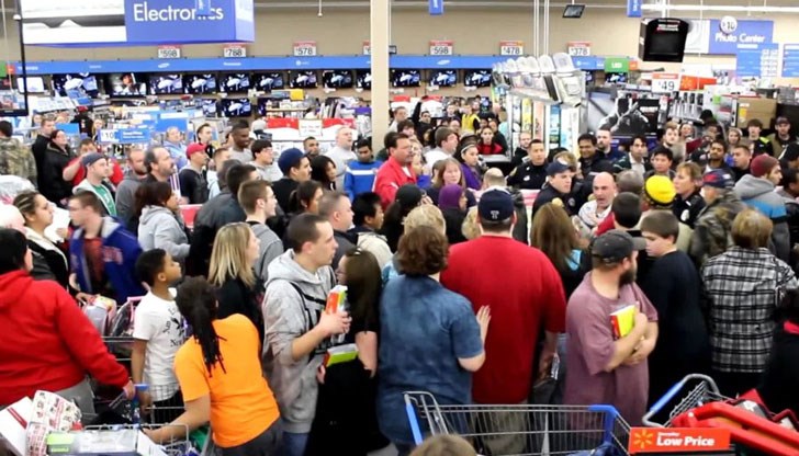 Очаква се всеки втори българин да похарчи около 410 лева Очаква се всеки втори българин да похарчи около 410 лева