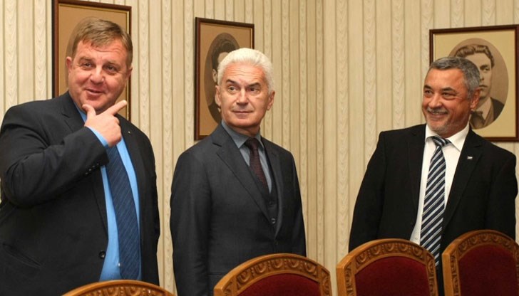 Аз съм само един прост депутат. Всичко е наред, всичко е прекрасно, каза Сидеров Аз съм само един прост депутат. Всичко е наред, всичко е прекрасно, каза Сидеров