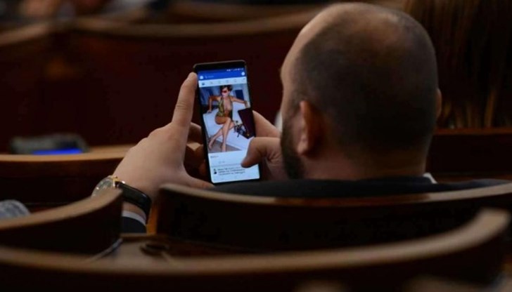 Народният представител на ГЕРБ очевидно не интересуваше кой  кой ще бъде новият член на правителството