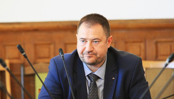 Постът председател на Държавната агенция за българите в чужбина се поема от Димитър Владимиров