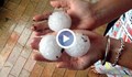 Ледени късове с размерите на топка за тенис поразиха Сидни