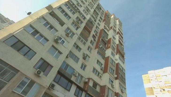 Илия заплашва да се хвърли от 12-ия етаж, ако се опитат да го отведат в затвора