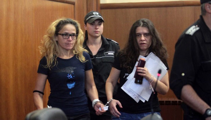 Съдия иска да ѝ наниже електронна гривна, то пък такива не се използвали в България