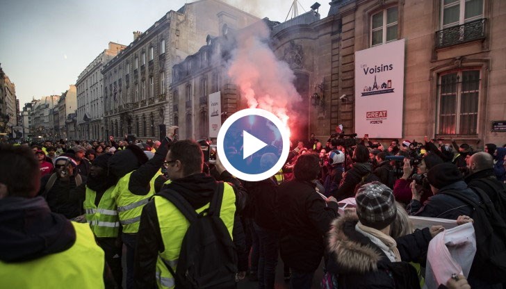 "Жълтите жилетки" победиха