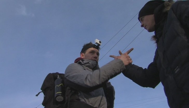 Той е намерен около село Ощава от спасители от Сандански, които тръгнаха след подадения сигнал Той е намерен около село Ощава от спасители от Сандански, които тръгнаха след подадения сигнал