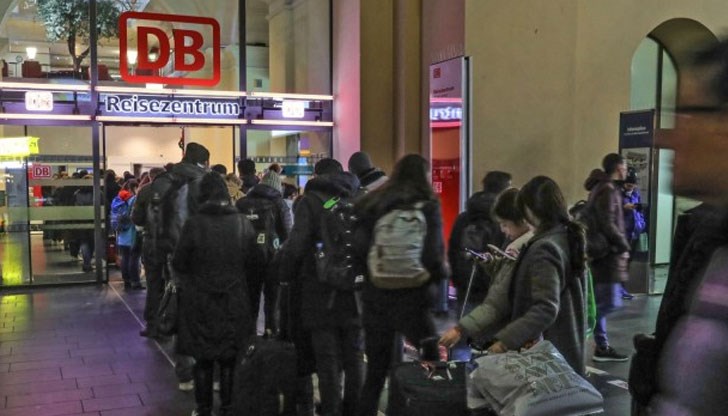 Железничарите поискаха по-високи заплата със стачка